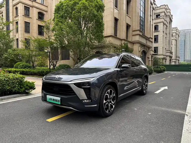 2021 Nio ES8