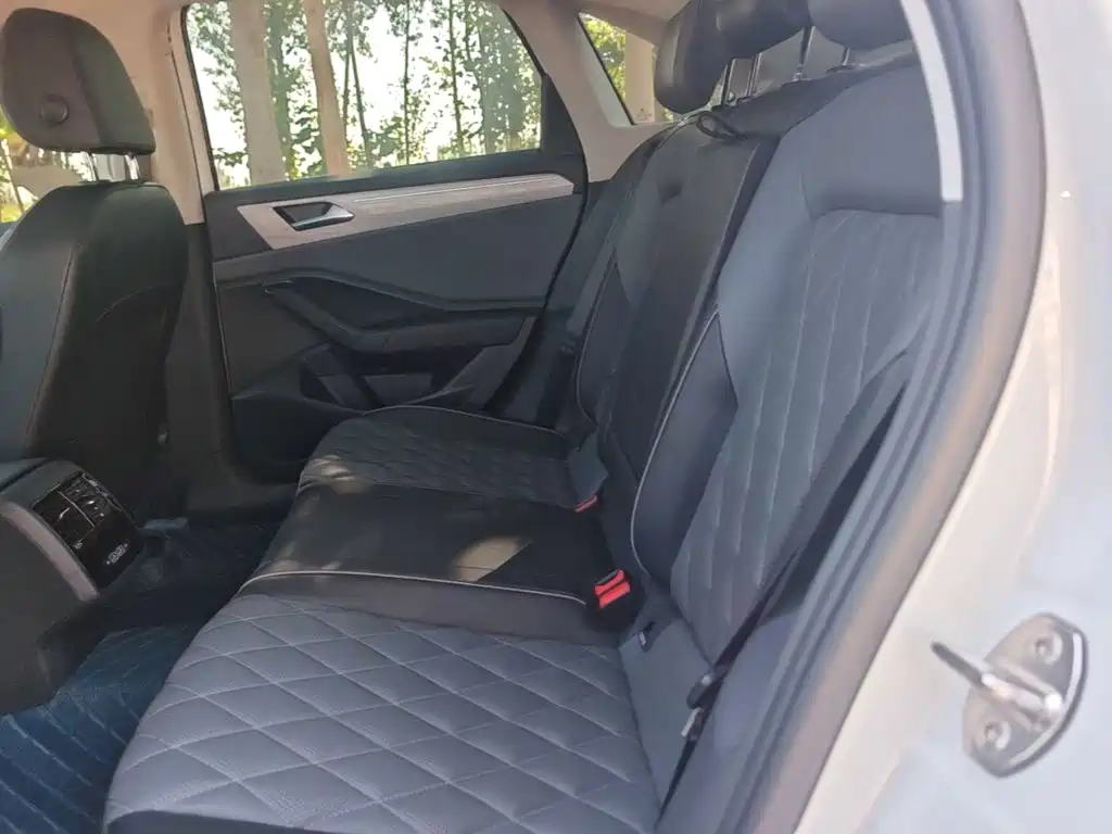 Volkswagen Sagitar — миниатюра 17