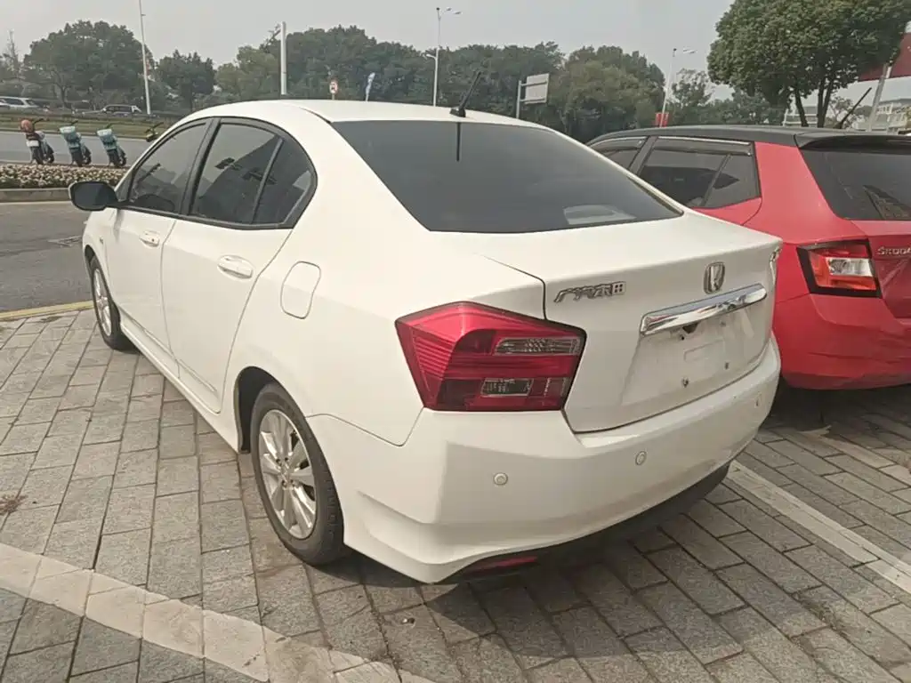 Honda City Classic — миниатюра 5