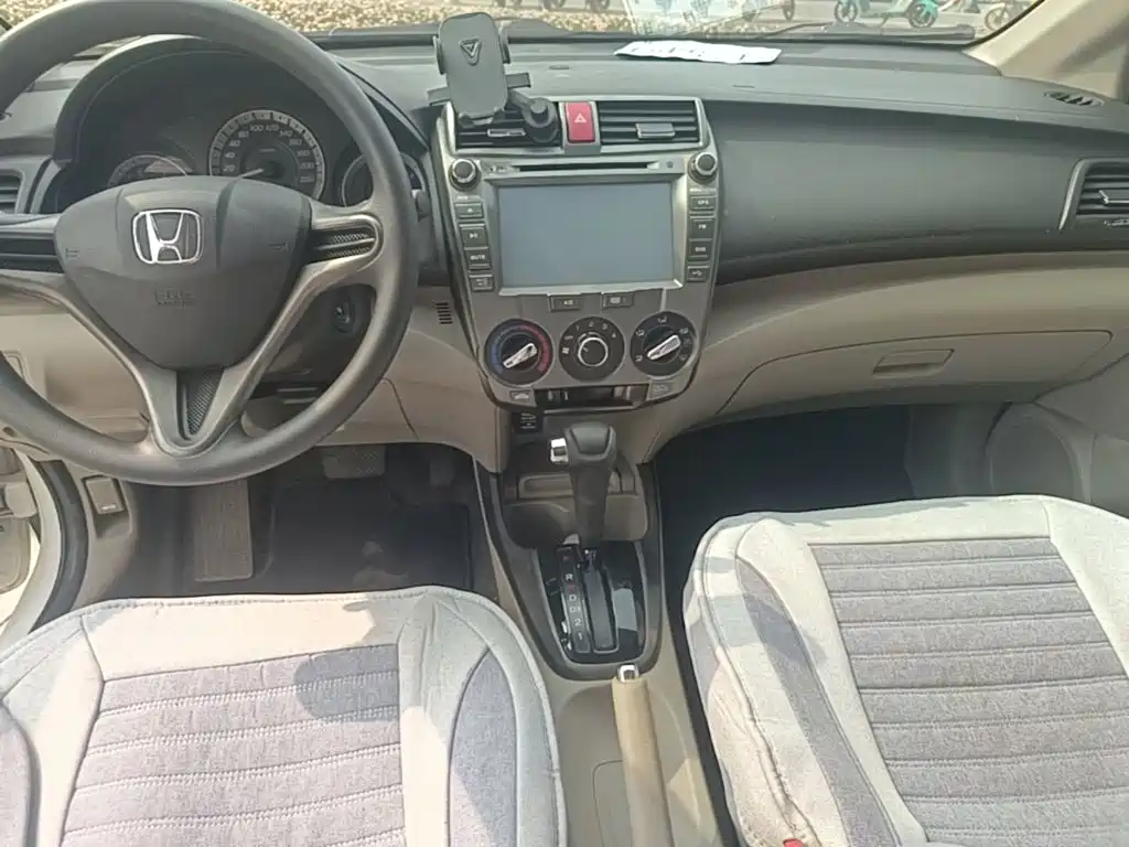 Honda City Classic — миниатюра 14