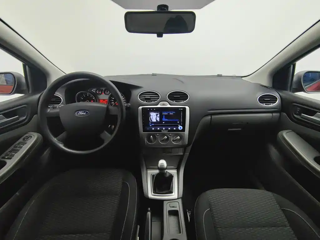 Ford Focus — миниатюра 5