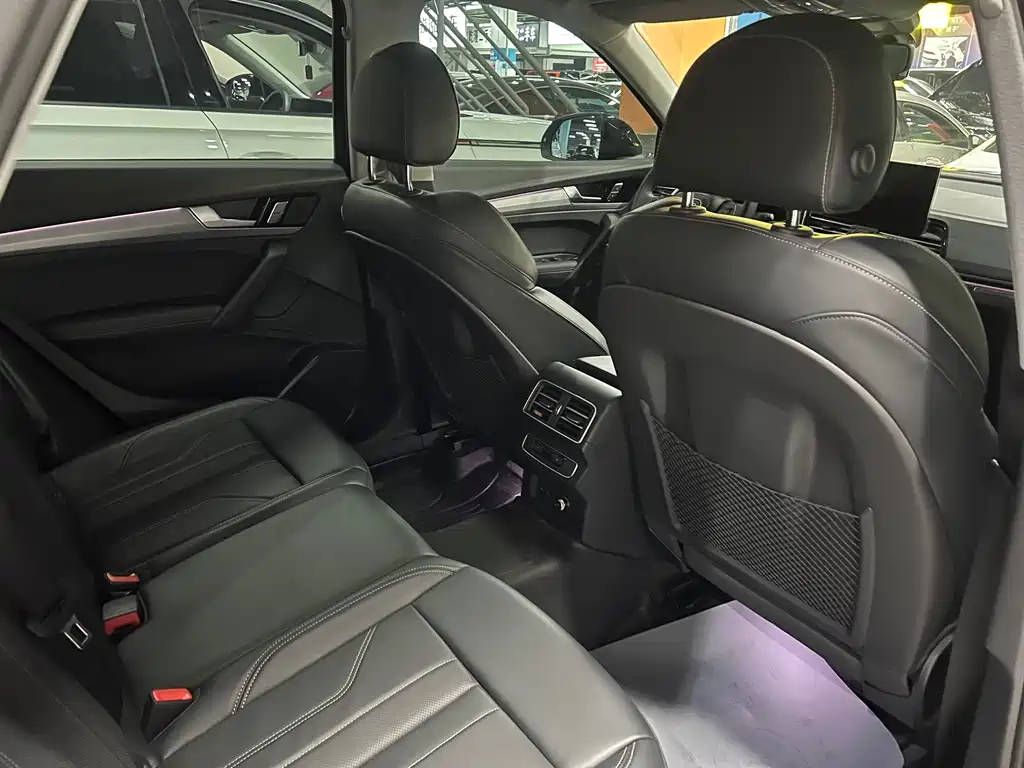Audi Q5L 2025 45 40 TFSI Fashion