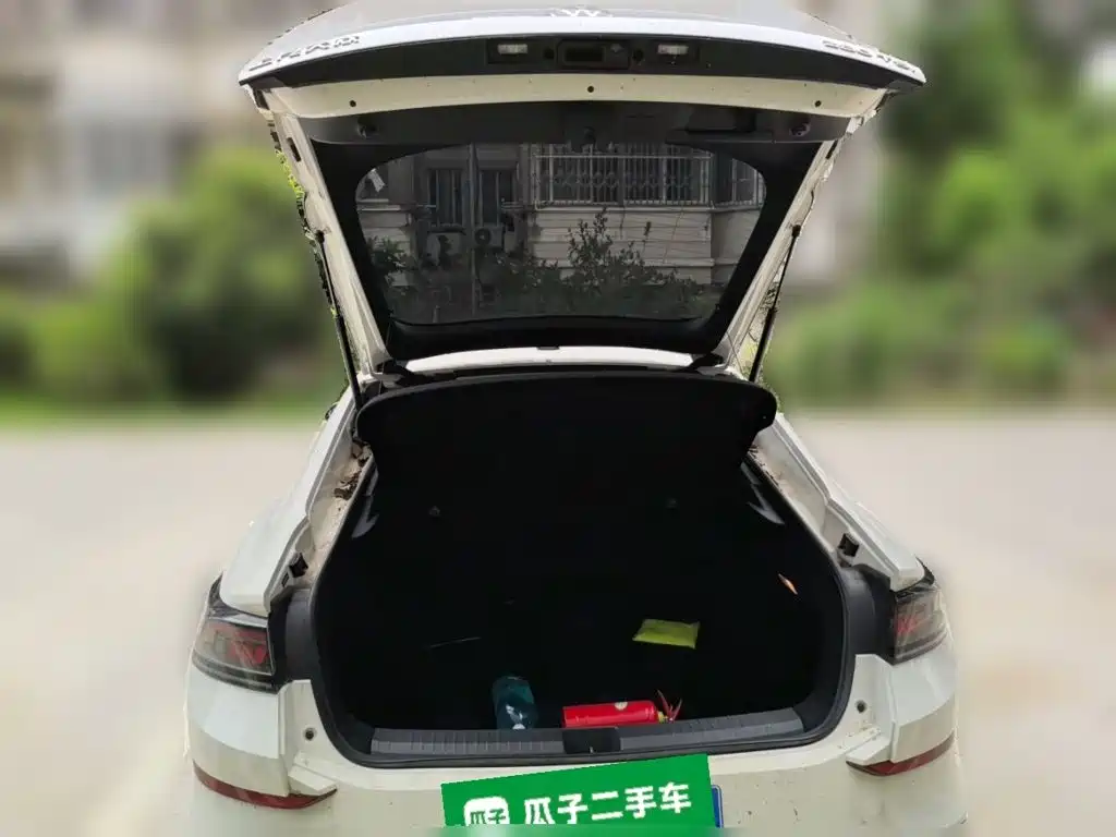 Volkswagen Lamando — миниатюра 15