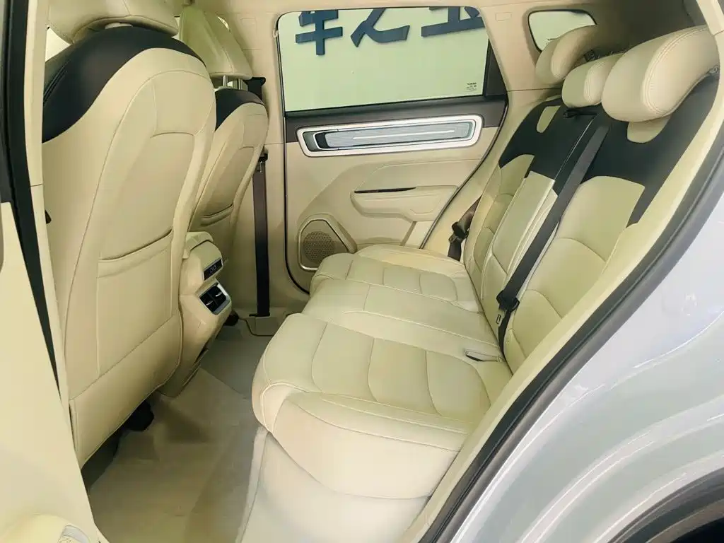 Geely Icon — миниатюра 22