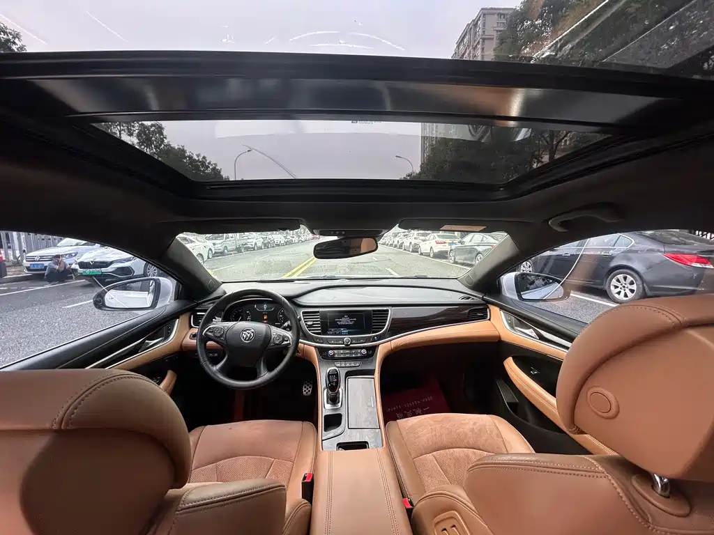 Buick LaCrosse — миниатюра 9