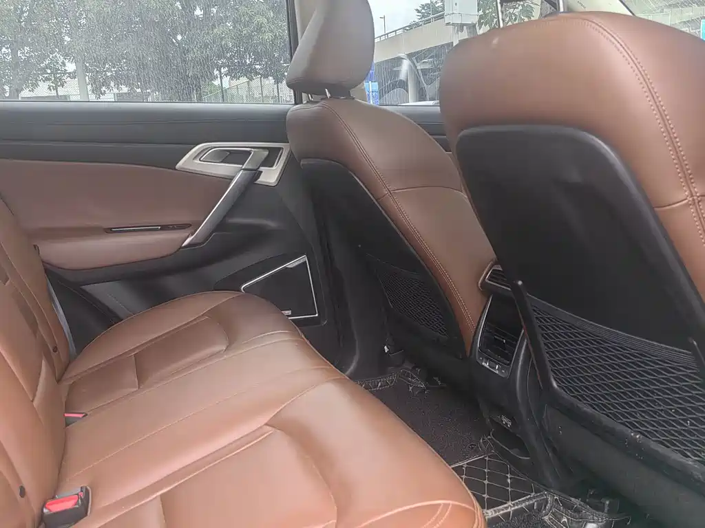 Geely Boyue — миниатюра 11