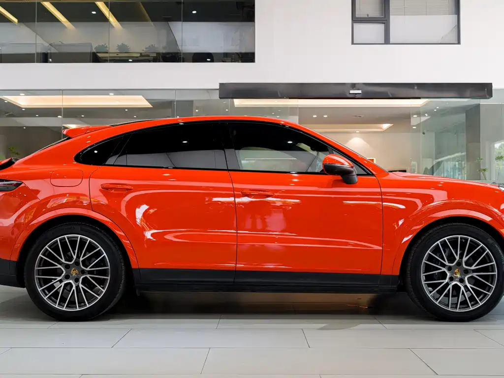 Porsche Cayenne — миниатюра 25
