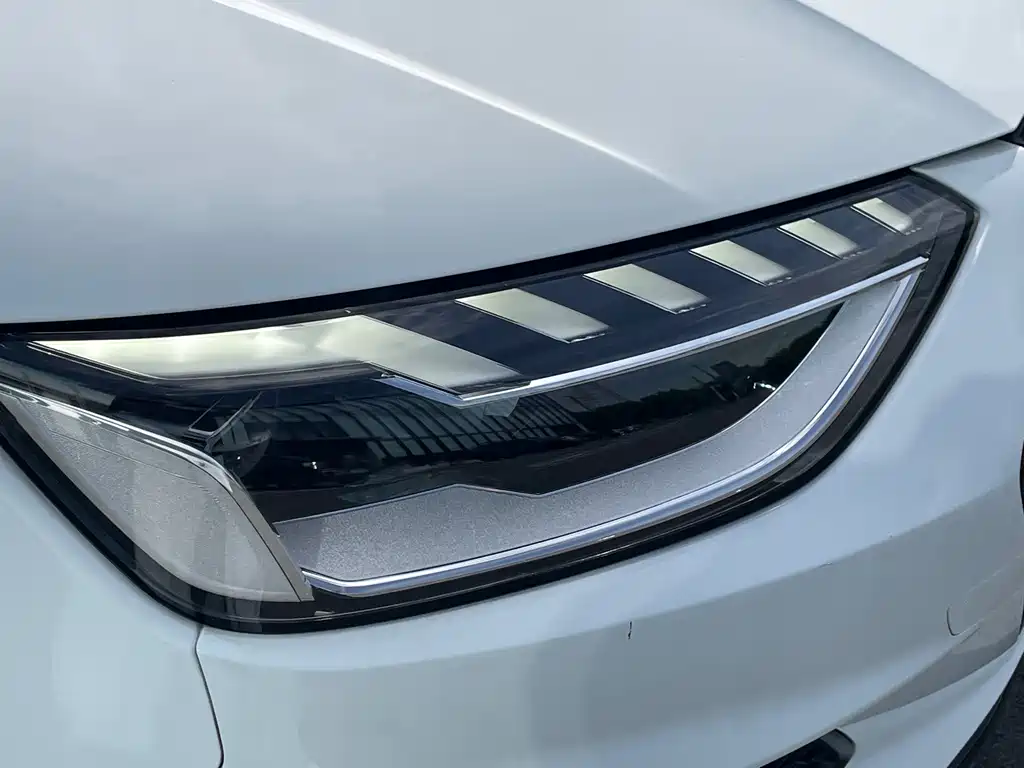 Audi A4L — миниатюра 16