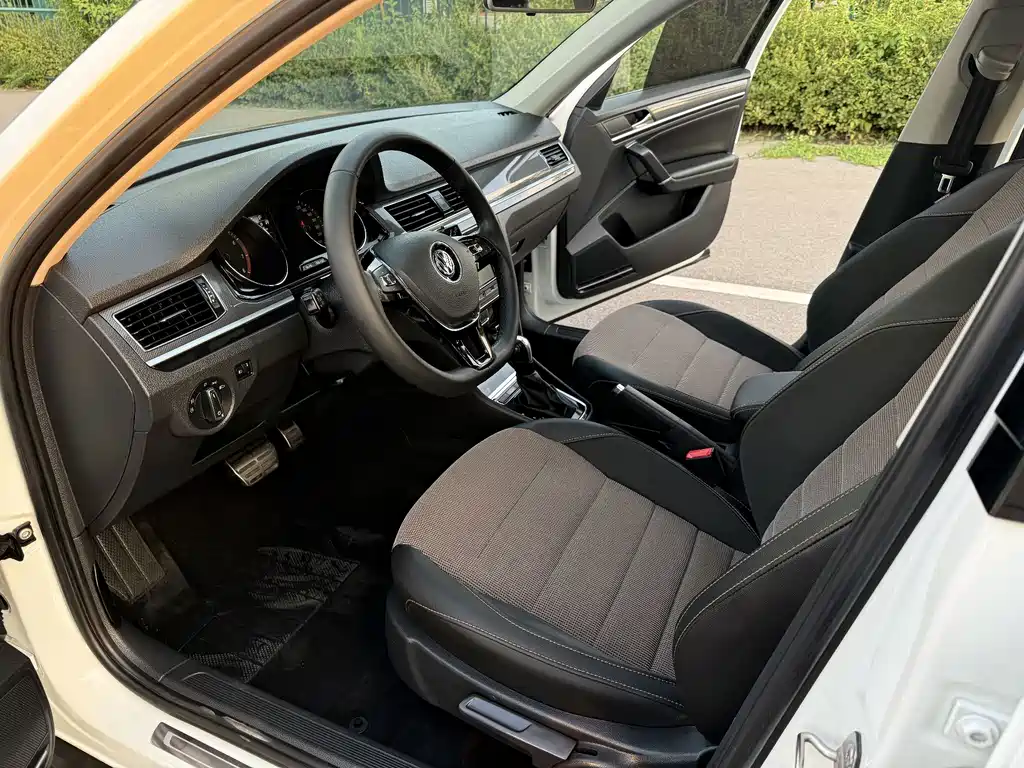 Volkswagen C-Trek — миниатюра 10