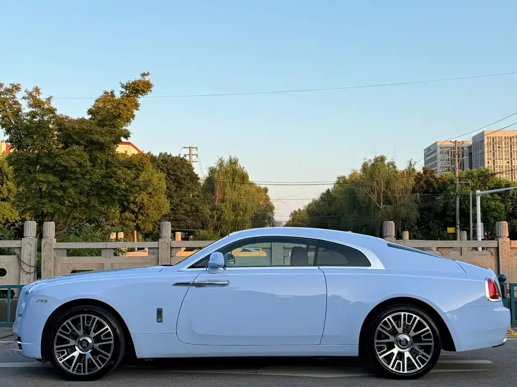 Rolls-Royce Wraith — миниатюра 6