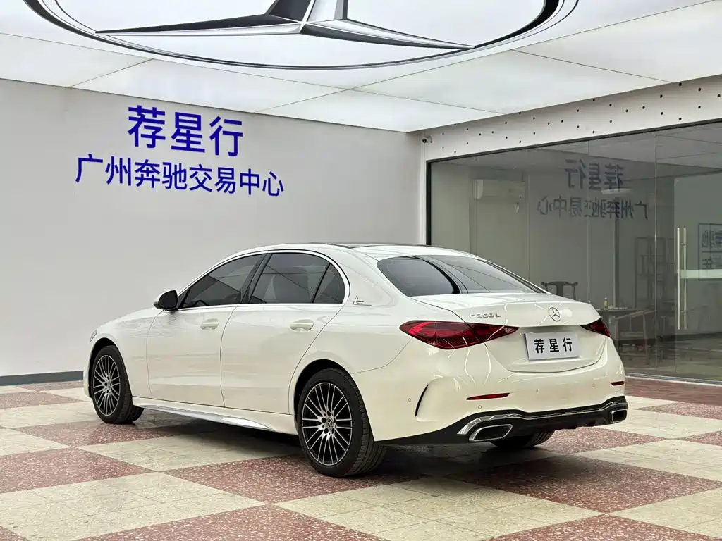 Mercedes-Benz C-Class — миниатюра 6
