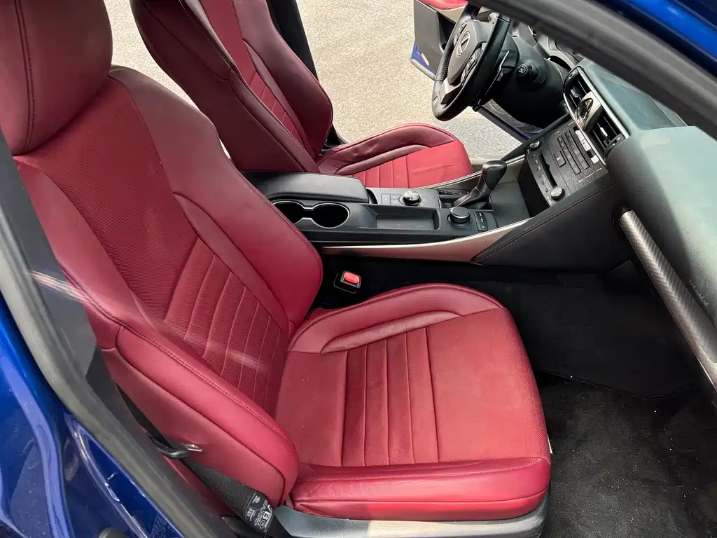 Lexus IS — миниатюра 8
