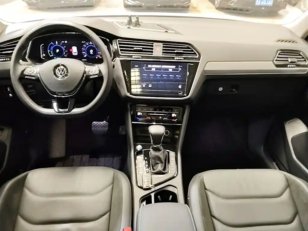 Volkswagen Tiguan L L 2020 430PHEV Luxury