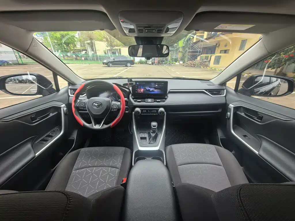 TOYOTA RAV4 RONGFANG