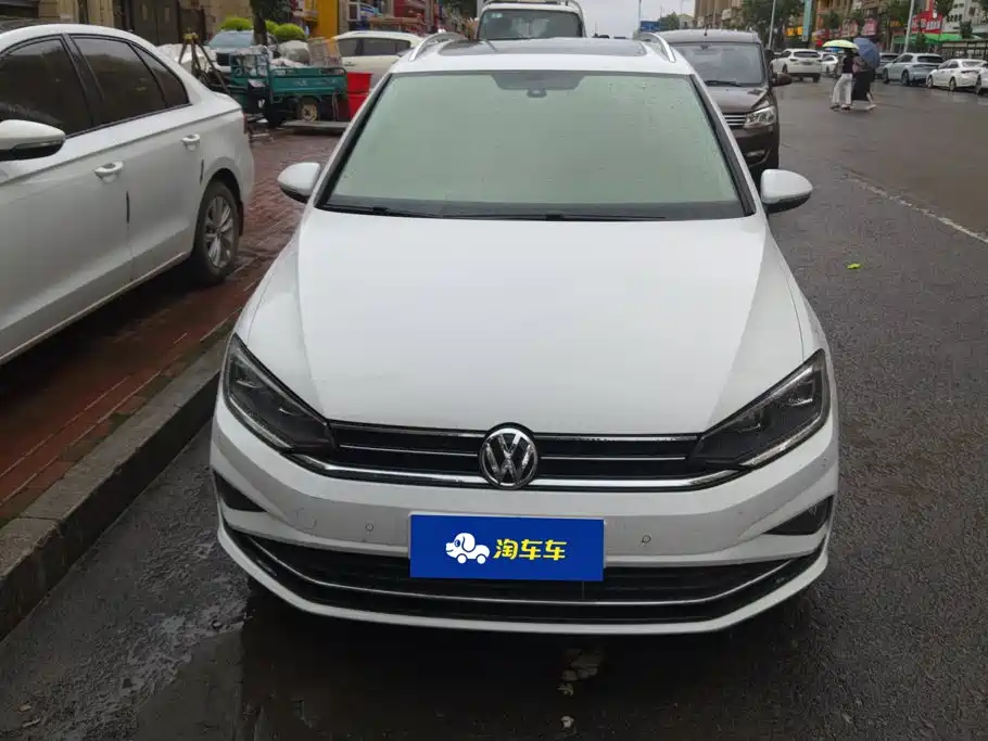 Volkswagen Golf · 2020 280TSI AT