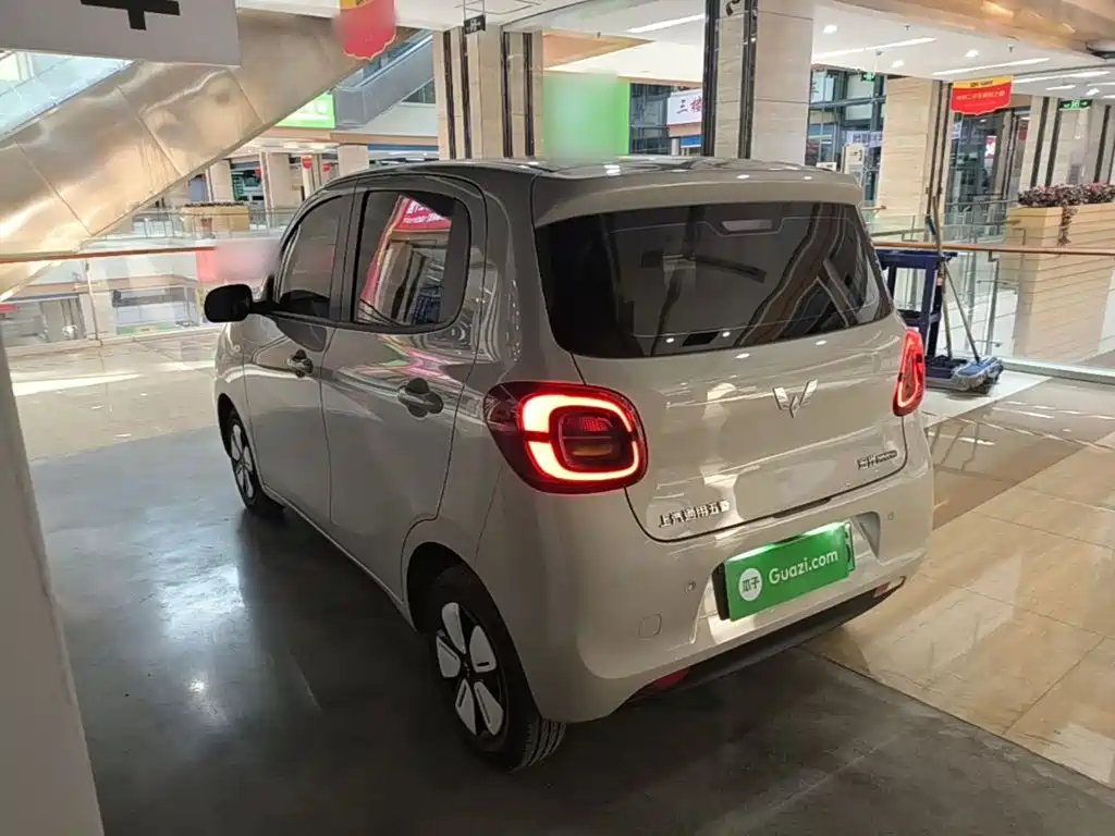 Wuling MINIEV — миниатюра 5