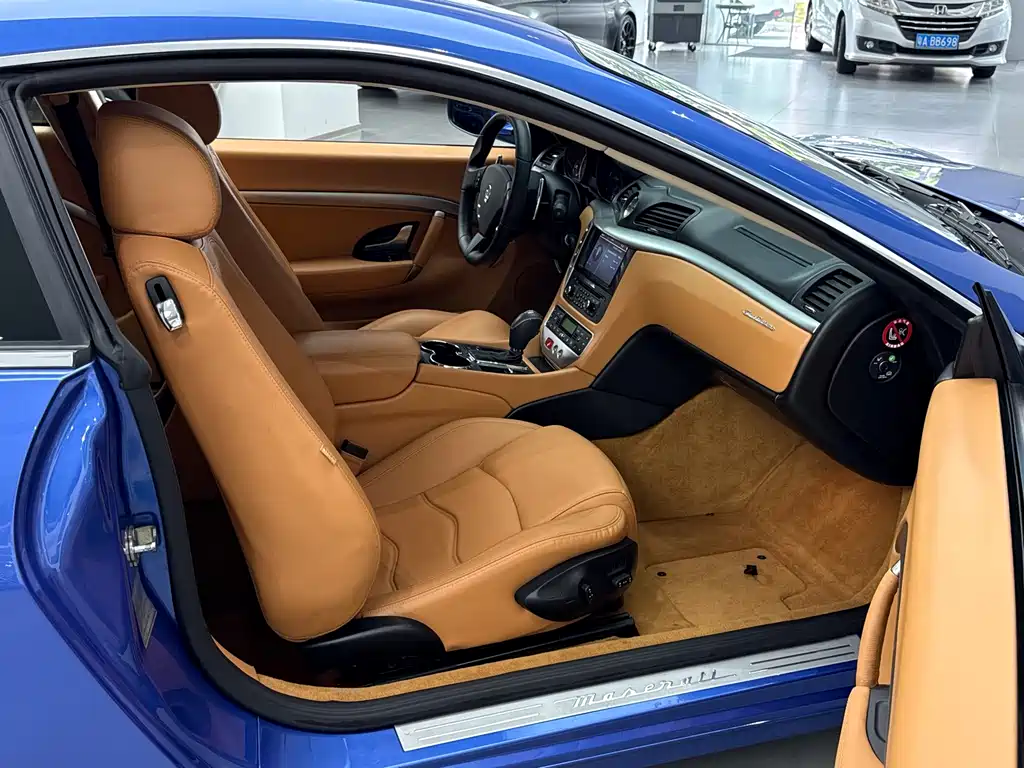 Maserati GranTurismo 2007 4.2L Standard