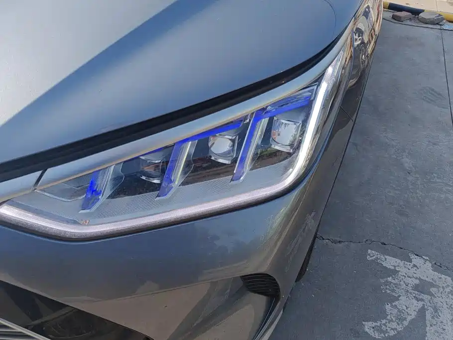 BYD PLUS New Energy — миниатюра 5