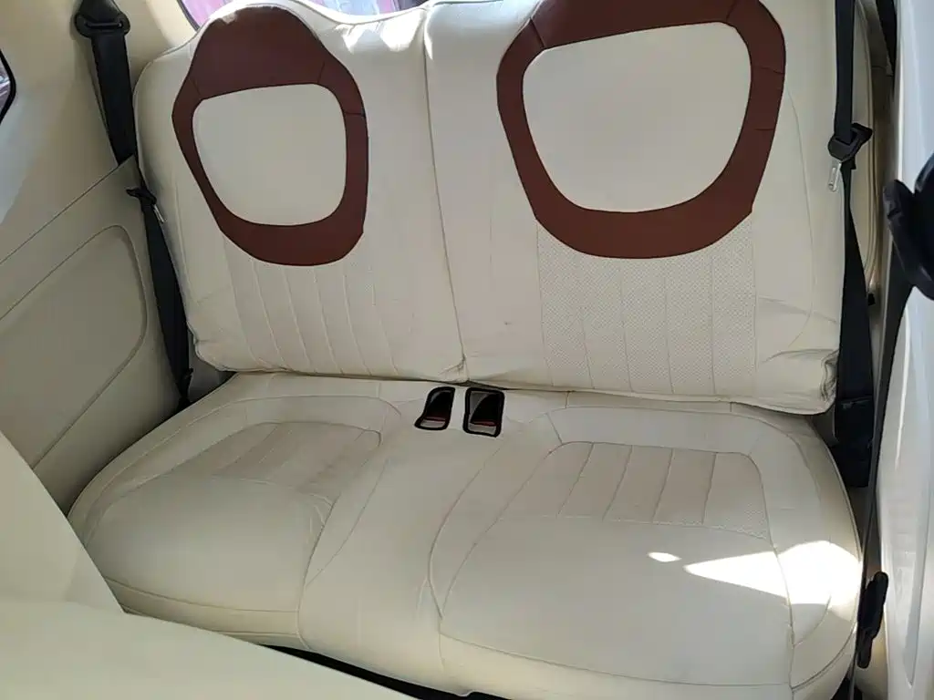Wuling MINIEV — миниатюра 17