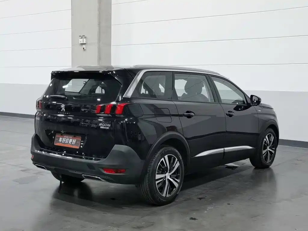 Peugeot 5008 — миниатюра 2