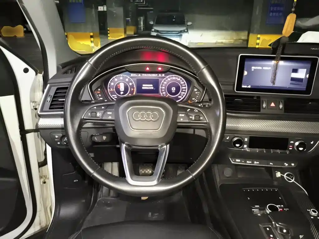 Audi Q5L — миниатюра 6