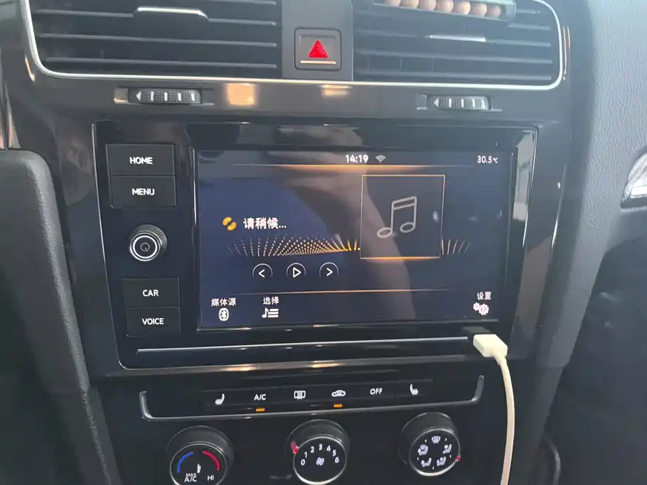 Volkswagen Golf — миниатюра 13