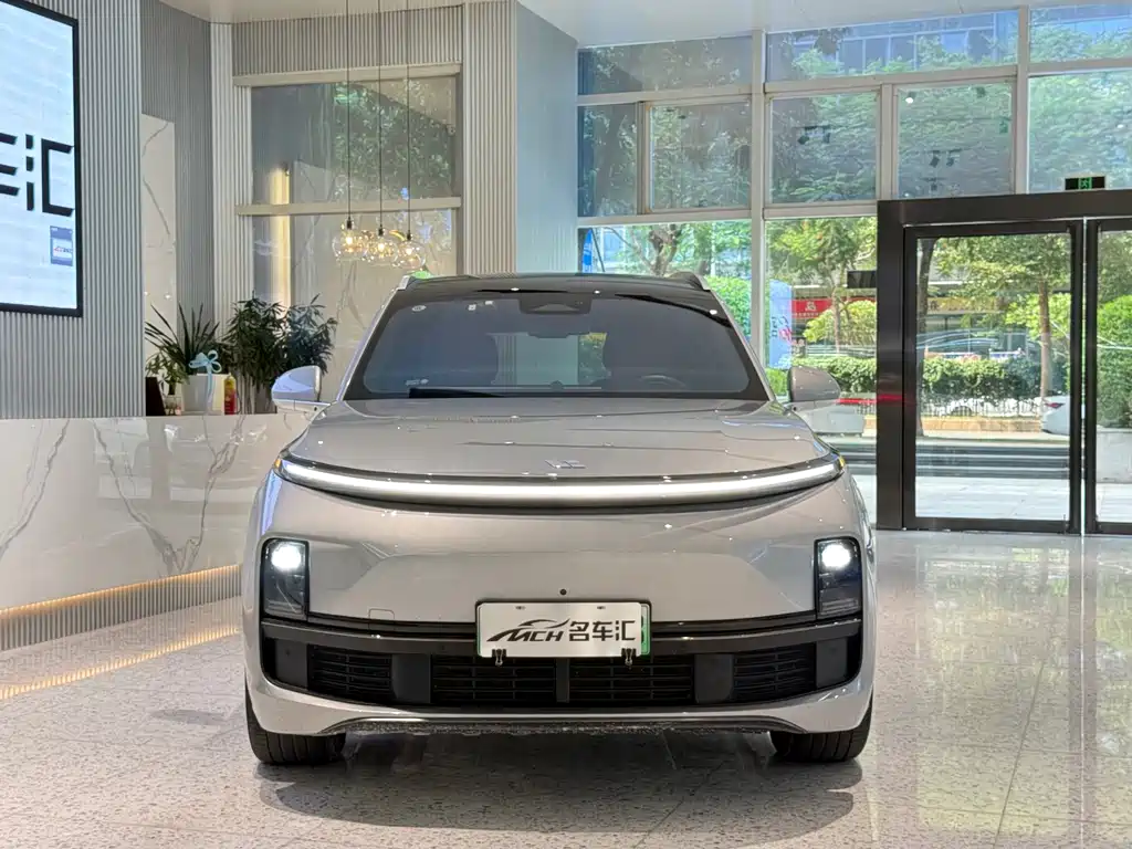 Li Auto Li L8 — миниатюра 2