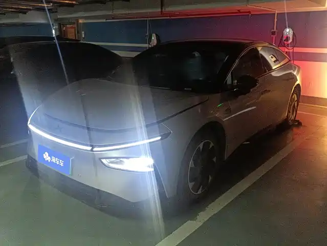 2024 Xpeng P7