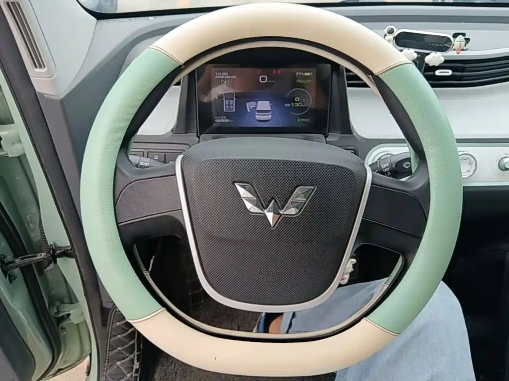 Wuling MINIEV — миниатюра 11