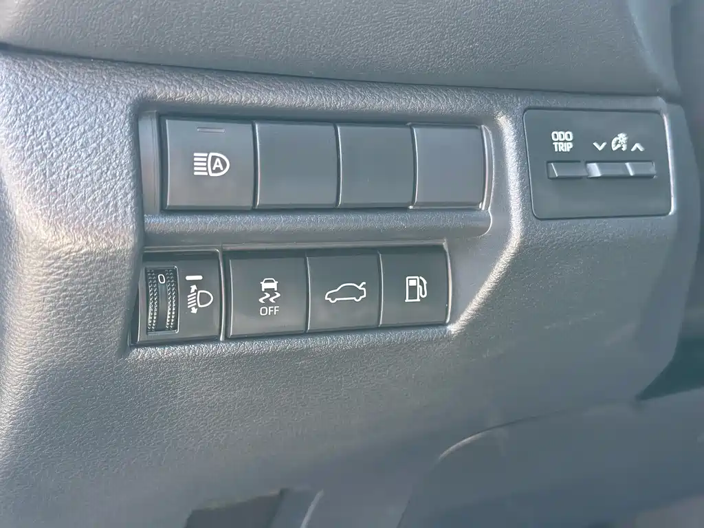 Toyota Avalon — миниатюра 10