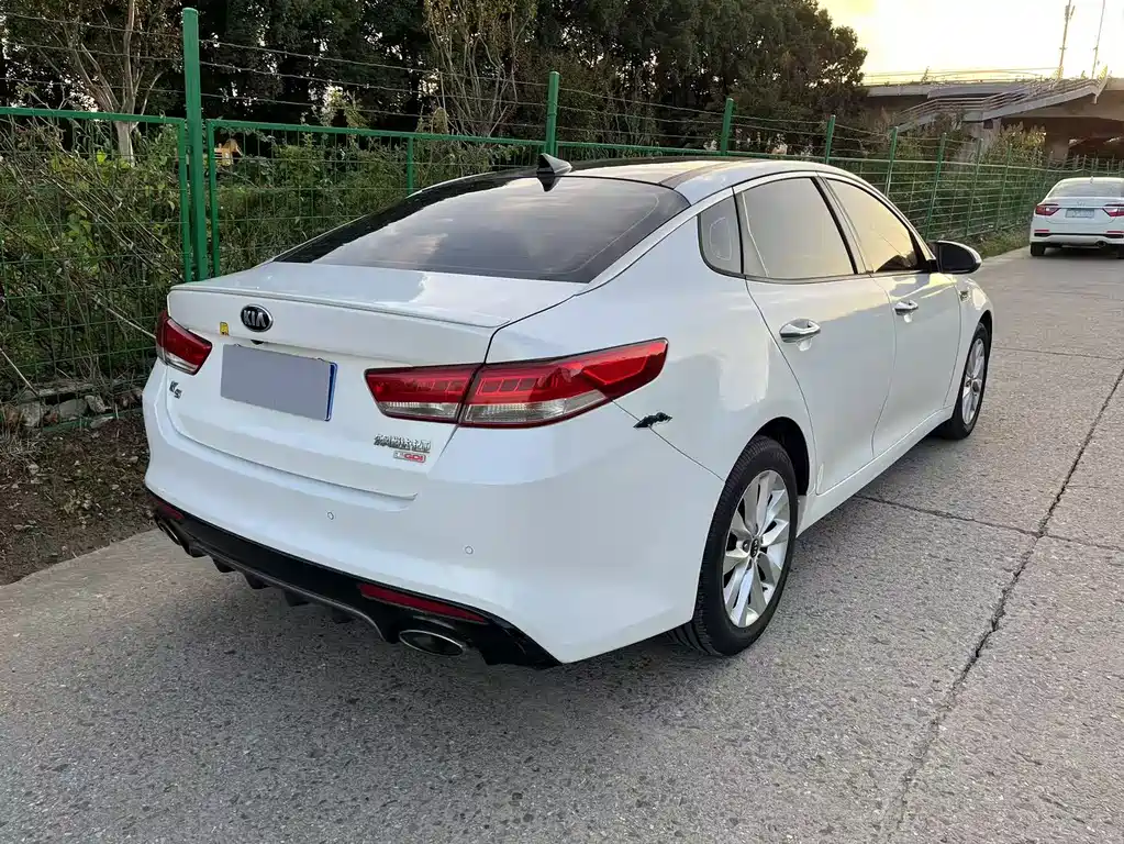 Kia K5 — миниатюра 5