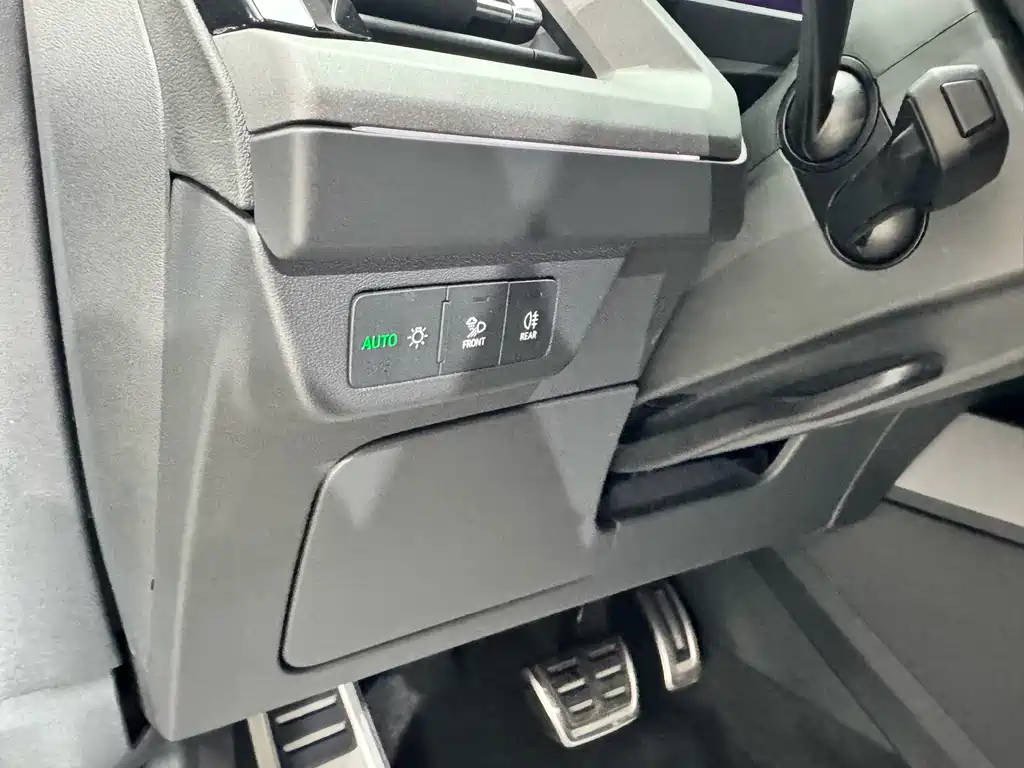Audi Q5 e-tron — миниатюра 16