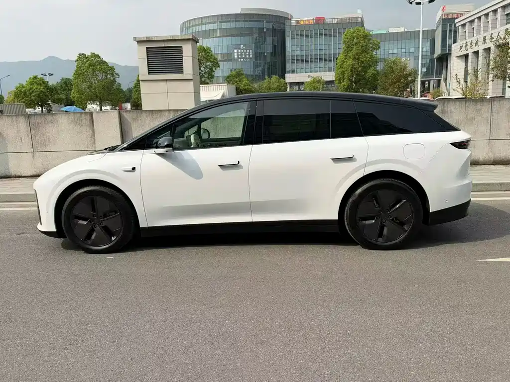 Li Auto Li i6 — миниатюра 5