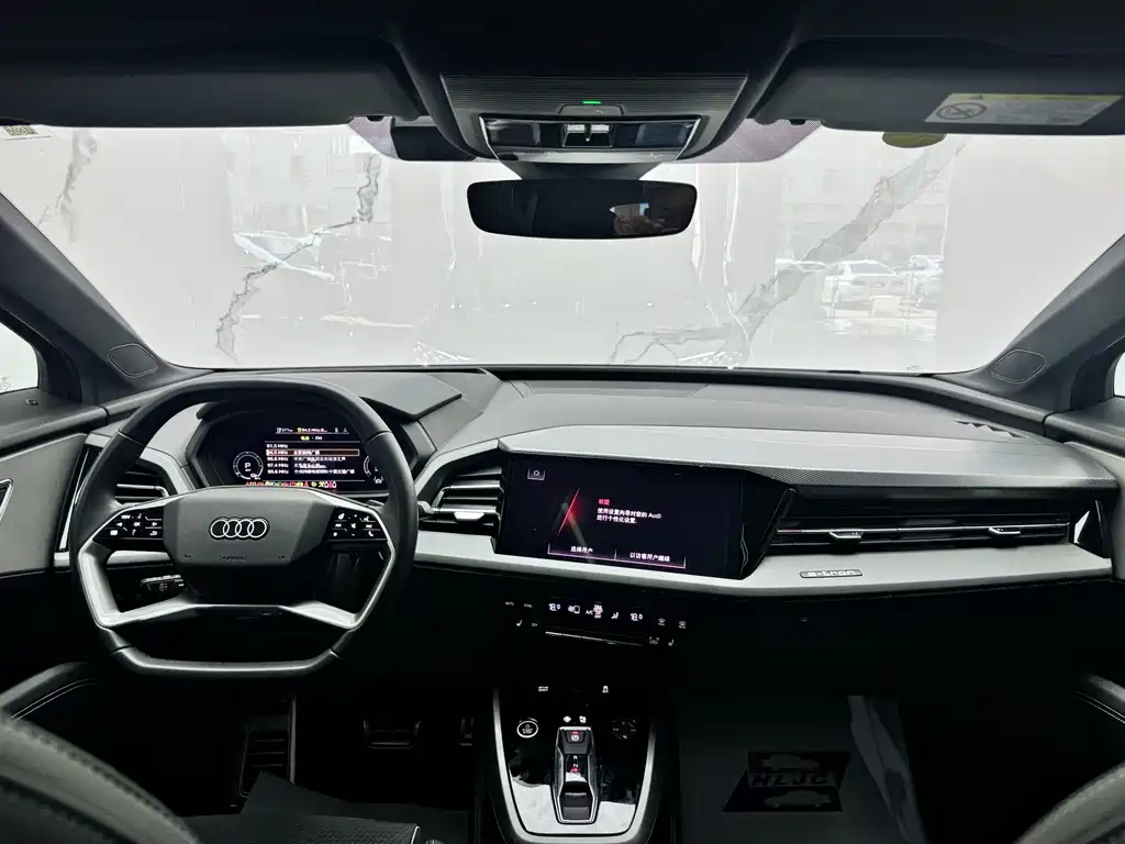 Audi Q5 e-tron — миниатюра 9