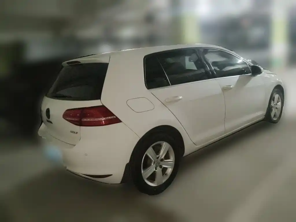 Volkswagen Golf — миниатюра 4