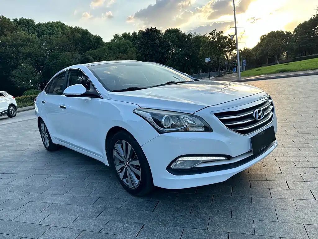 Hyundai Mistra 2016 1.8L AT GLS