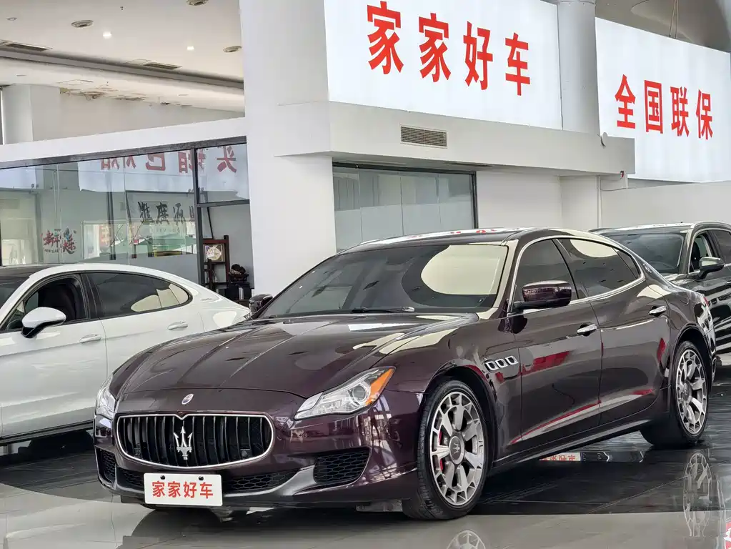Maserati Quattroporte