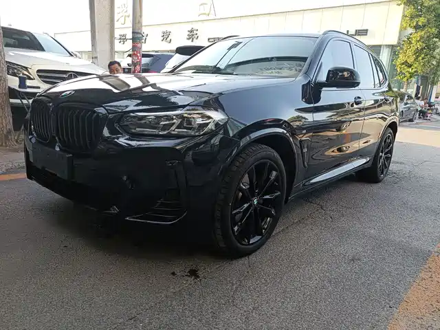 BMW  X3 2025