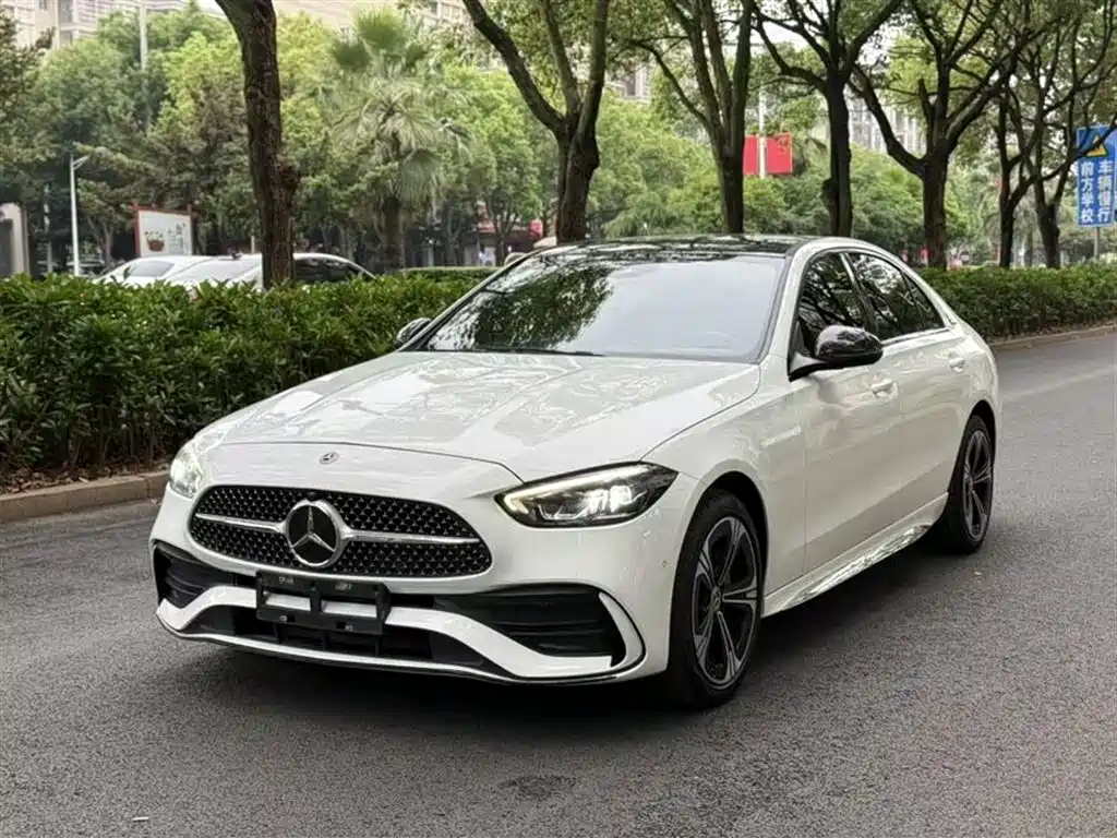 Mercedes-Benz C-Class 2022