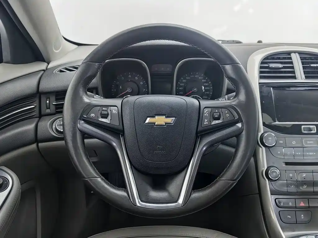 Chevrolet Malibu — миниатюра 11