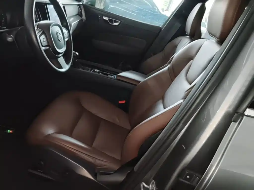 Volvo XC60 — миниатюра 15