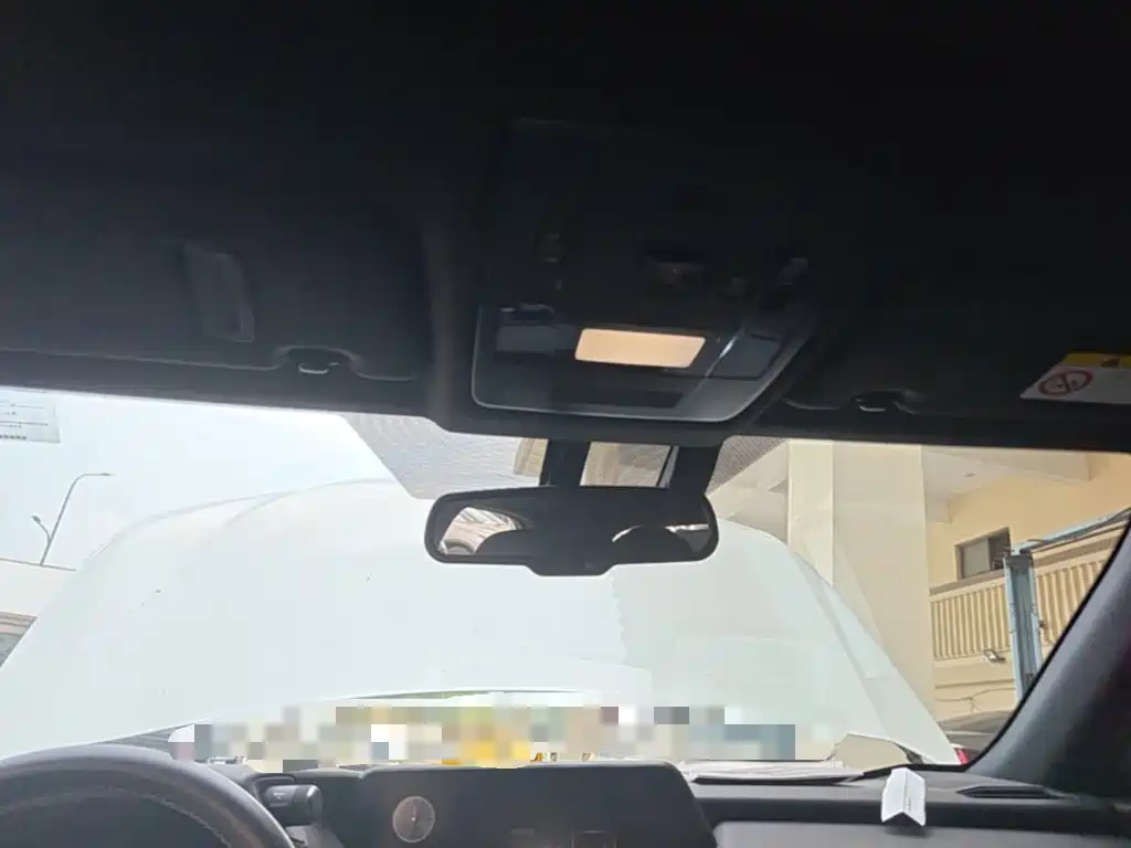 Lexus UX — миниатюра 18