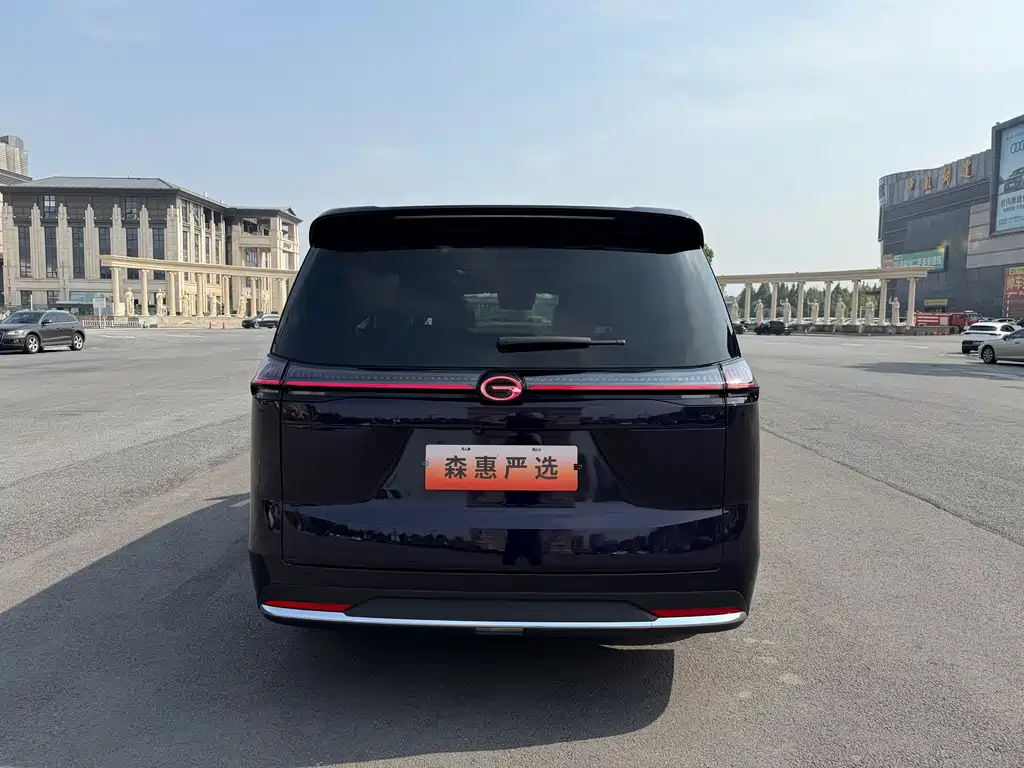 GAC Motor Trumpchi E8 PHEV — миниатюра 19