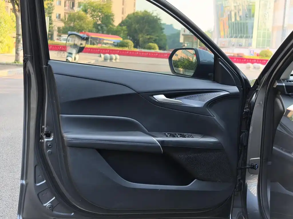 Changan Yida — миниатюра 13