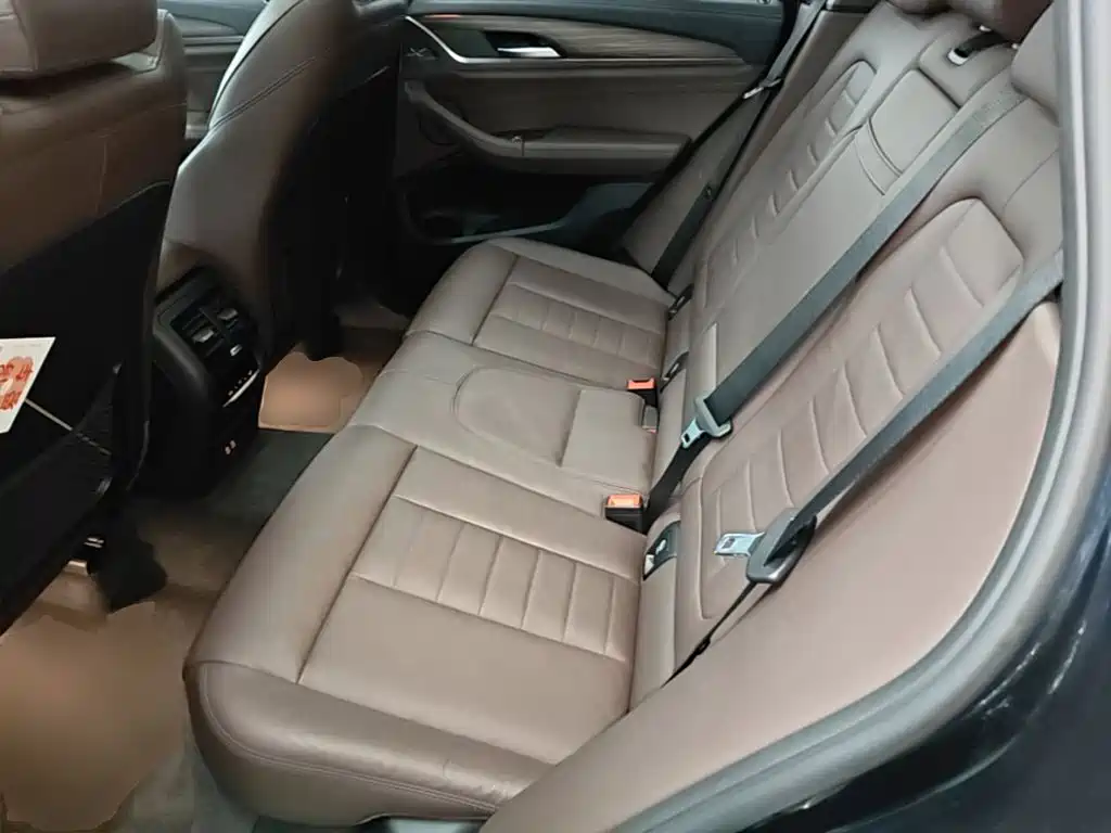 BMW X3 — миниатюра 17