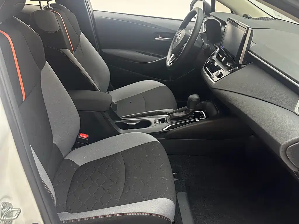 Toyota Corolla — миниатюра 13