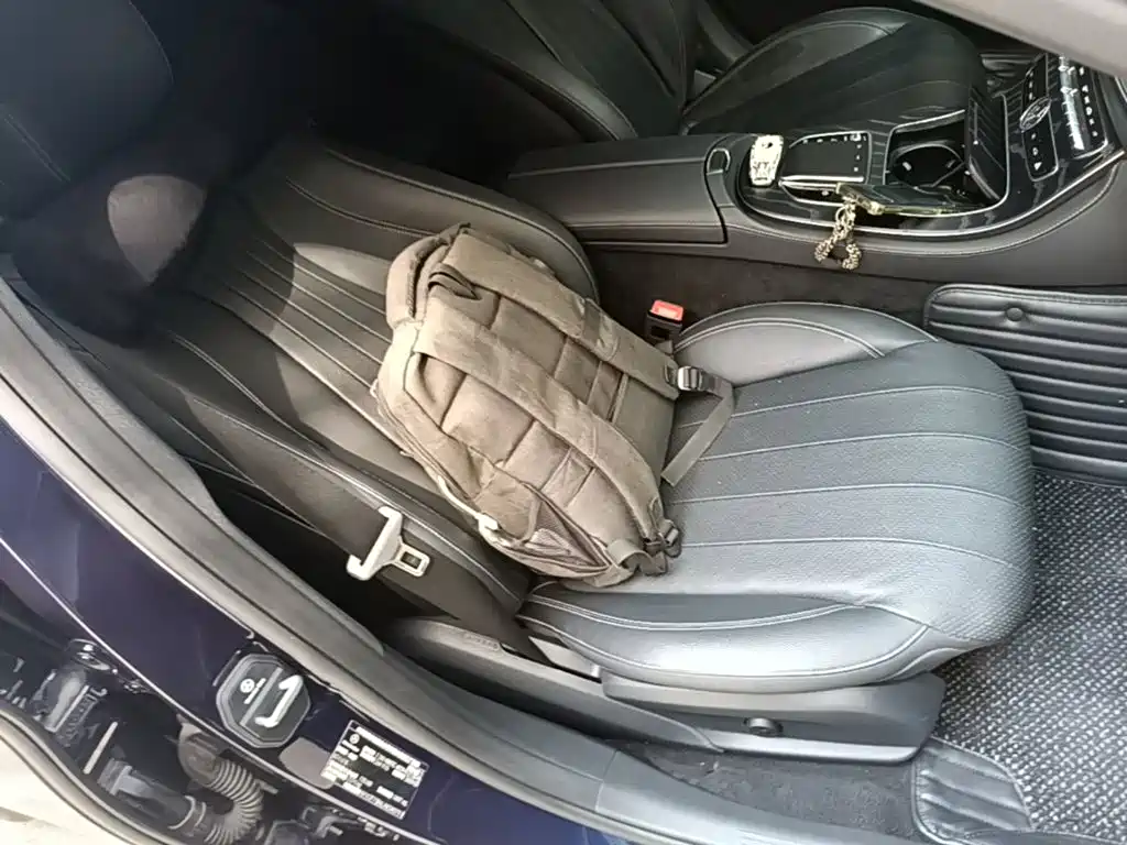 Mercedes-Benz E-Class (Import) — миниатюра 25