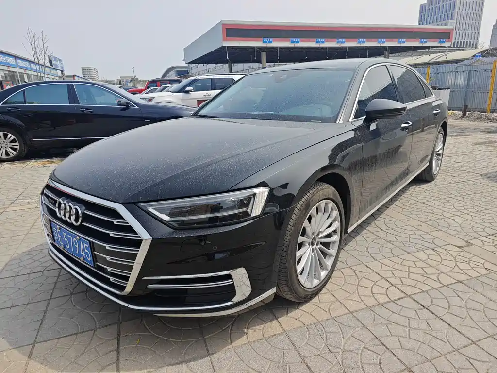 Audi A8 2021