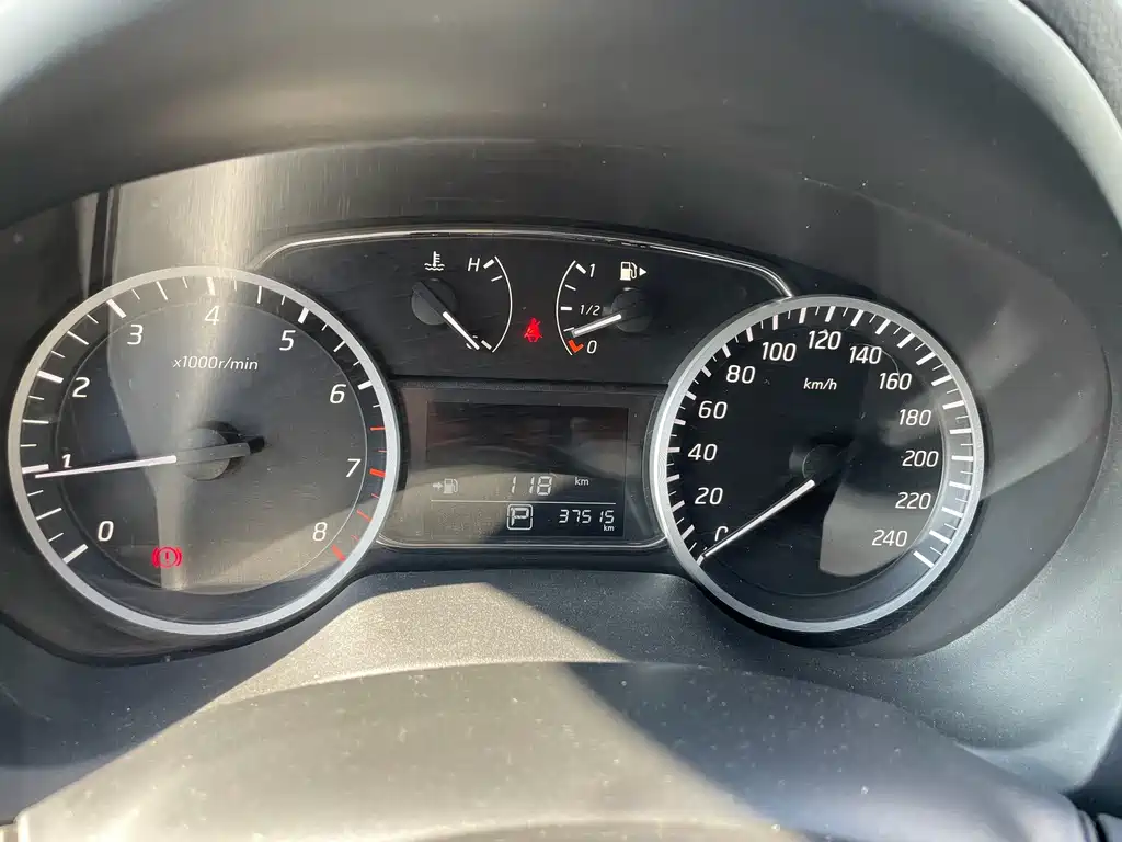 Nissan Sylphy — миниатюра 10