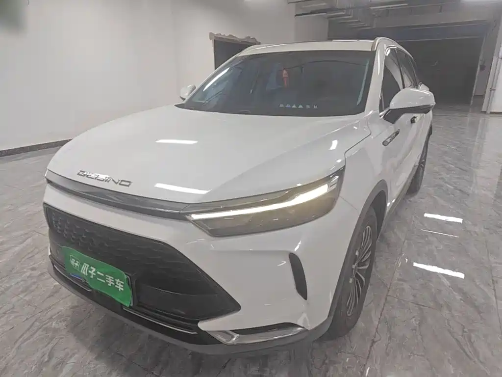 BAIC X7